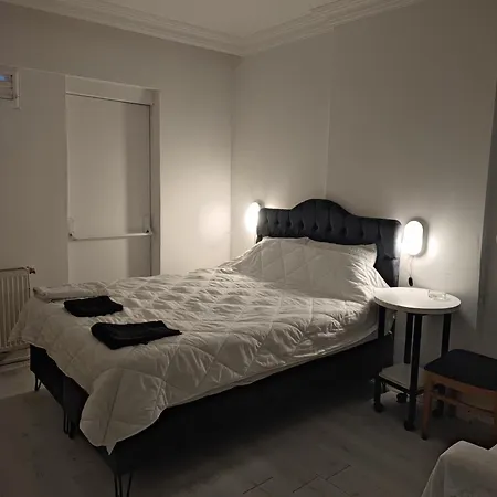 Ueskuedar Sahil * Istanbul